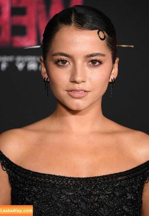 Isabela Merced photo #0271