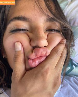 Isabela Merced photo #0300