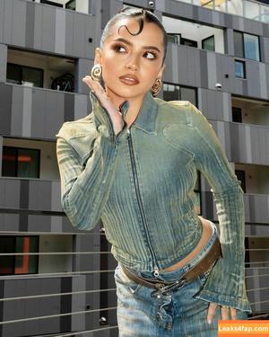 Isabela Merced photo #0324