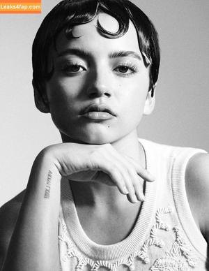 Isabela Merced photo #0330