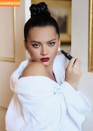 Isabela Merced photo #0560