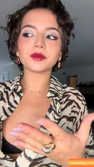Isabela Merced photo #0956