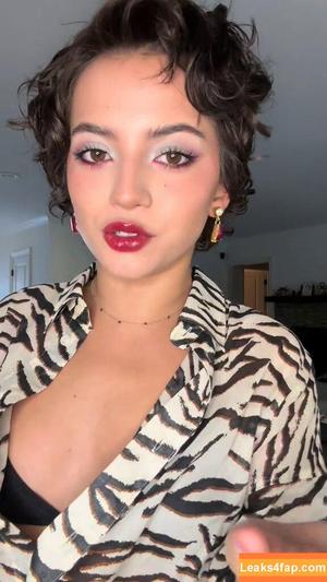 Isabela Merced photo #0958