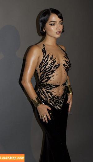 Isabela Merced photo #1032