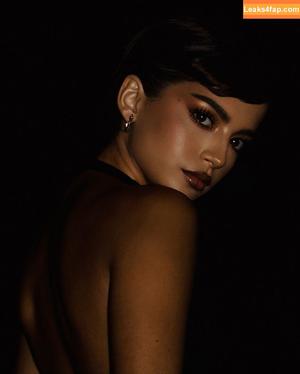 Isabela Merced photo #1120