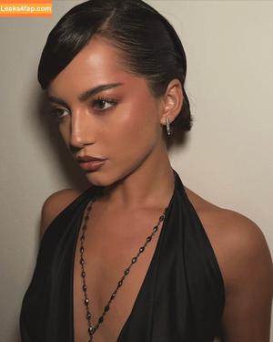 Isabela Merced photo #1124