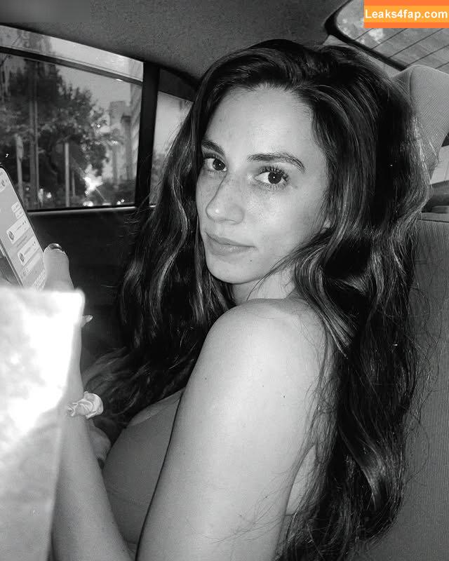 Isabela Reda /  leaked photo photo #0006