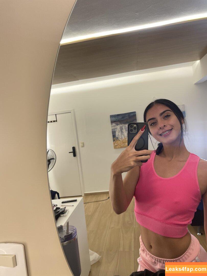 isabelaferrara / isabelaferraraa leaked photo photo #0003
