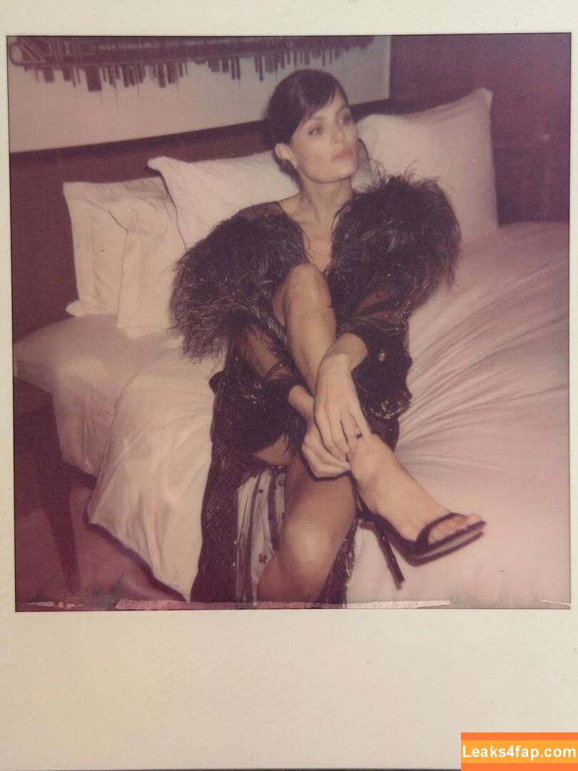 Isabeli Fontana / isabelifontana / isafontaneli leaked photo photo #0333