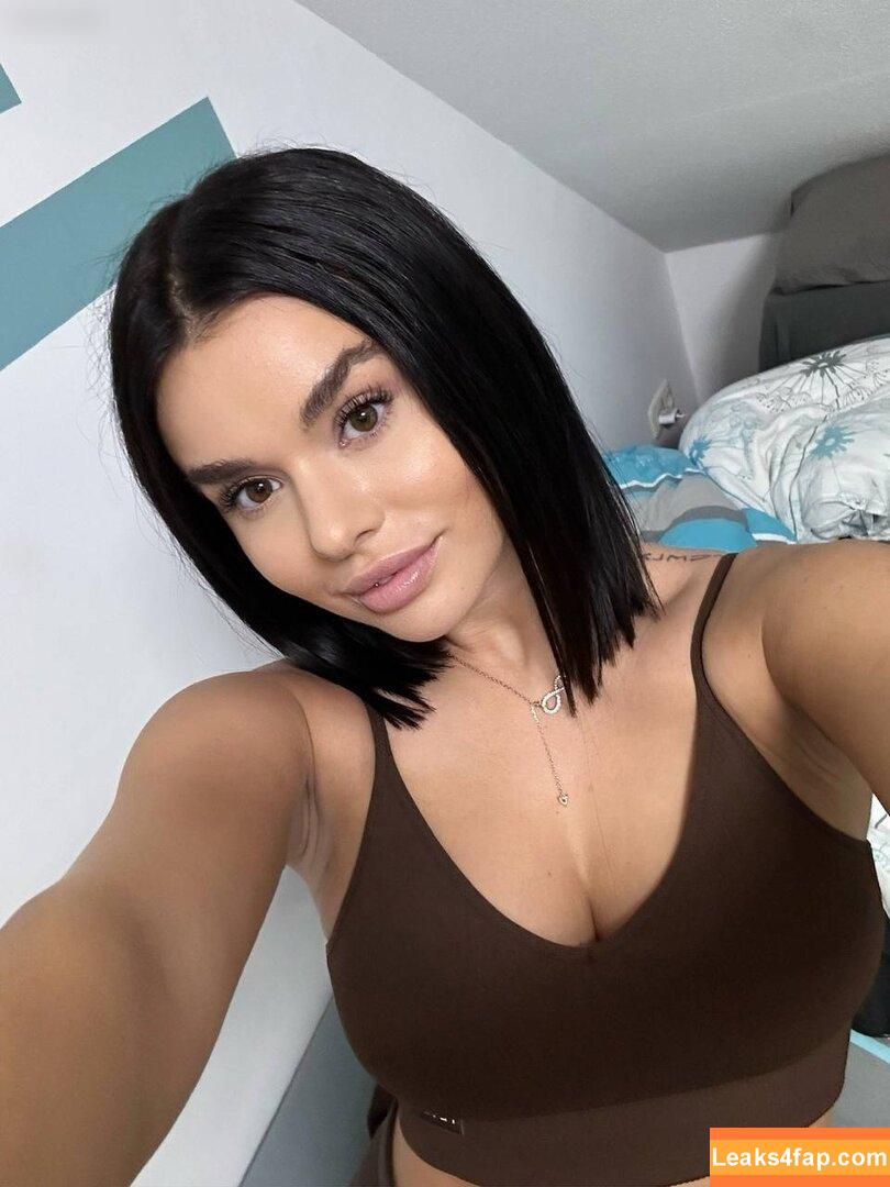 Isabell Böttger / 1sabellxo leaked photo photo #0122