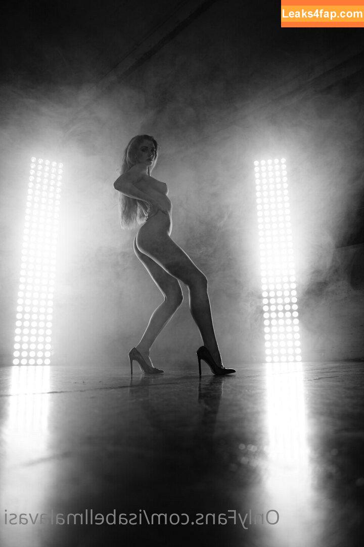 Isabell Malavasi / IsabellMalavasi / isi.shuffles leaked photo photo #0016