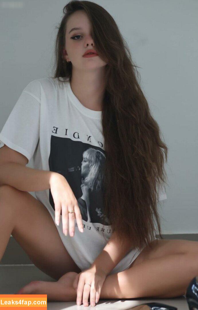 Isabella 110022 / isabella.110022 leaked photo photo #0030