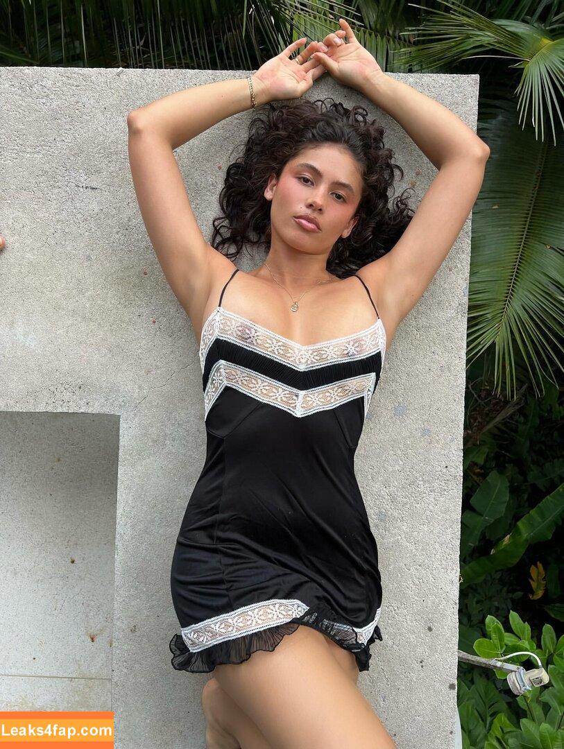 Isabella Carr / isabellacarrr leaked photo photo #0265