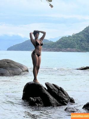 Isabella Carr photo #0275