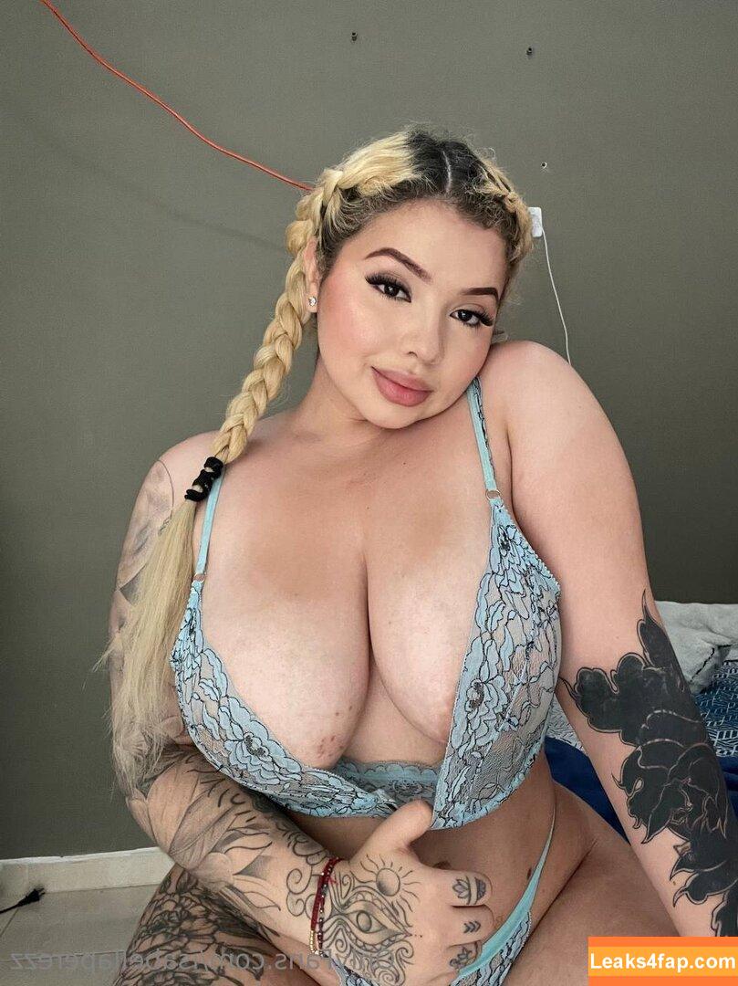 isabellaperezz / isabellaaperezzzz leaked photo photo #0030