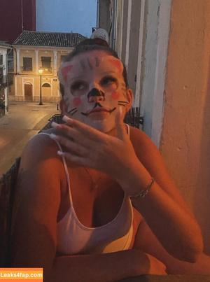 Isabelle / 3sa.1e / mizzyalwaysonline / mizzybackonline photo #0001