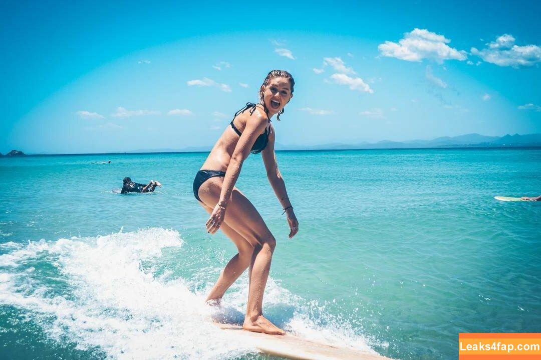 Isabelle Cornish / isabellecornish leaked photo photo #0193