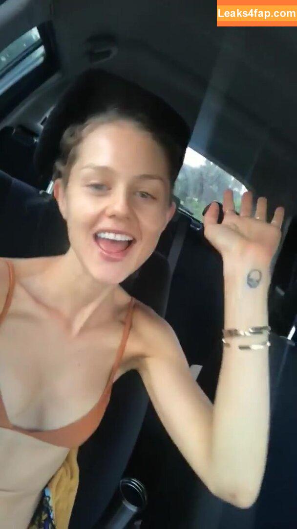 Isabelle Cornish / isabellecornish leaked photo photo #0214