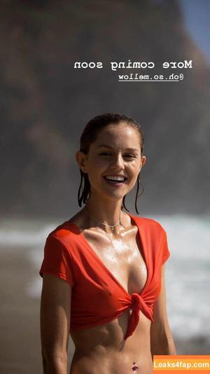 Isabelle Cornish фото #0177