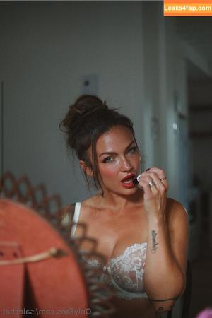 Isabelle Desjardins photo #0010