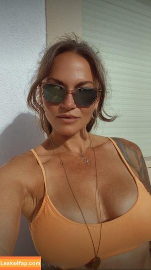 Isabelle Desjardins photo #0015