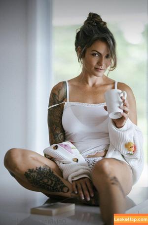 Isabelle Desjardins photo #0025