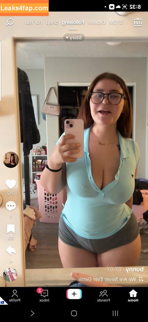 isabnny6meow / meow2isa / soggybread699 / soggyxwaffles leaked photo photo #0007