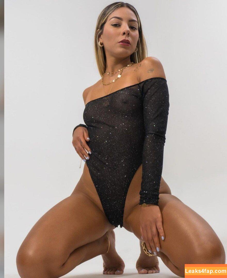 Isalopez /  leaked photo photo #0001