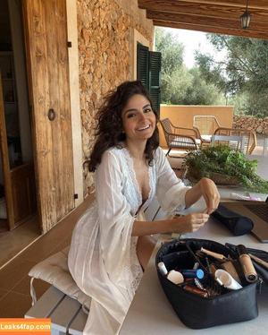 Ischtar Isik photo #0090