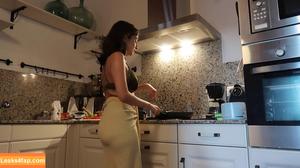 Ischtar Isik photo #0177