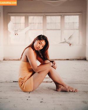 Isis Chu photo #0012