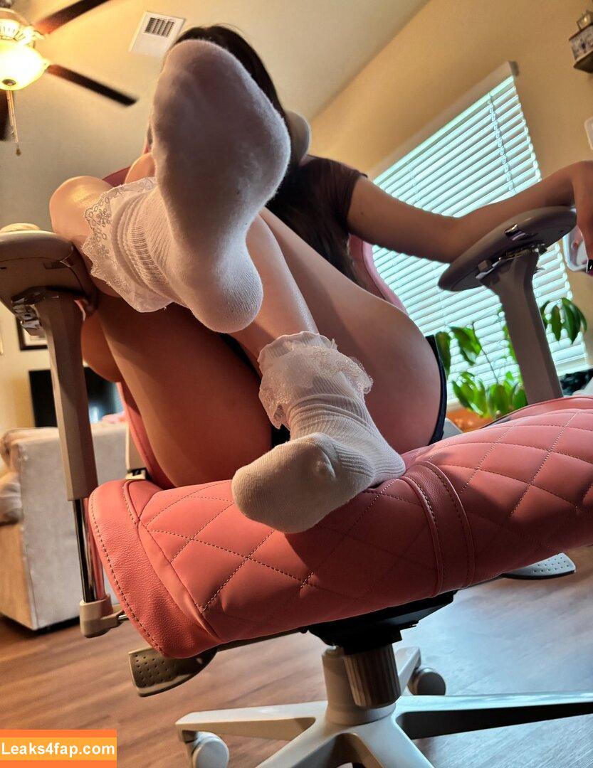 isizzly / sizzlymizzly / isizzly leaked photo photo #0025