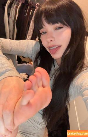 isizzly / sizzlymizzly photo #0033