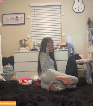 isizzly / sizzlymizzly photo #0035