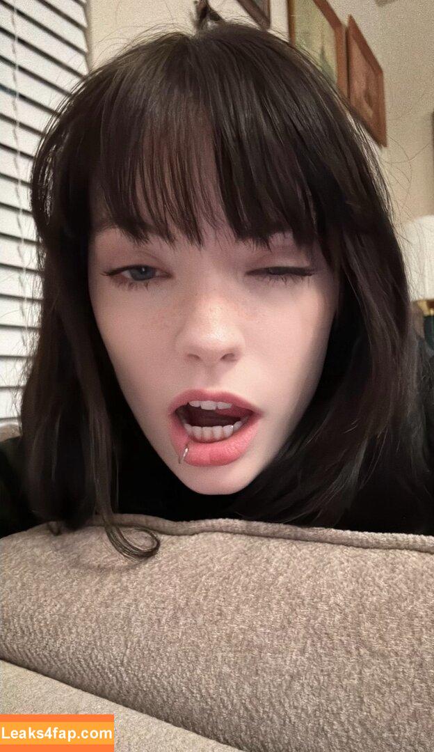 isizzly / sizzlymizzly leaked photo photo #0026