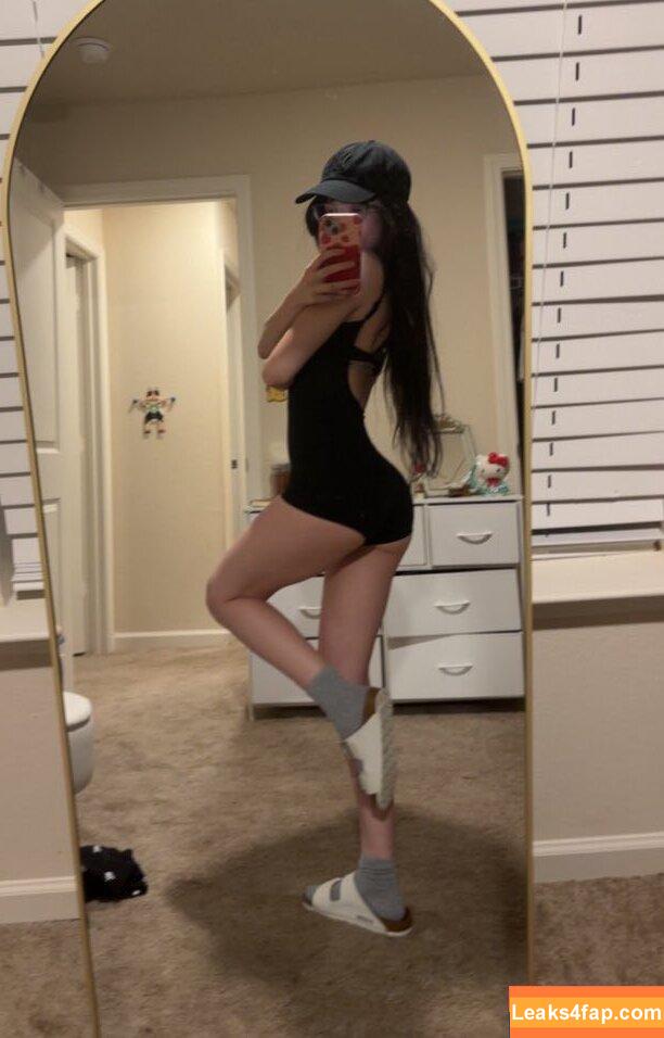 isizzly / sizzlymizzly leaked photo photo #0029