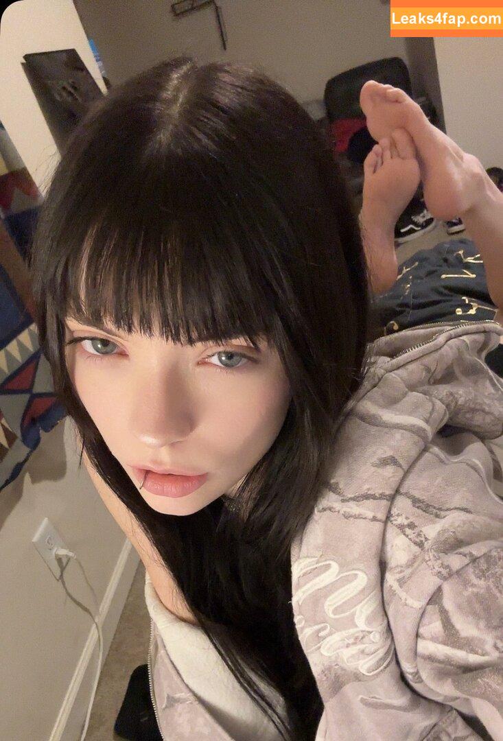 isizzly / sizzlymizzly leaked photo photo #0033