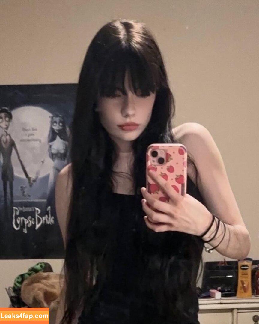 isizzly / sizzlymizzly leaked photo photo #0065