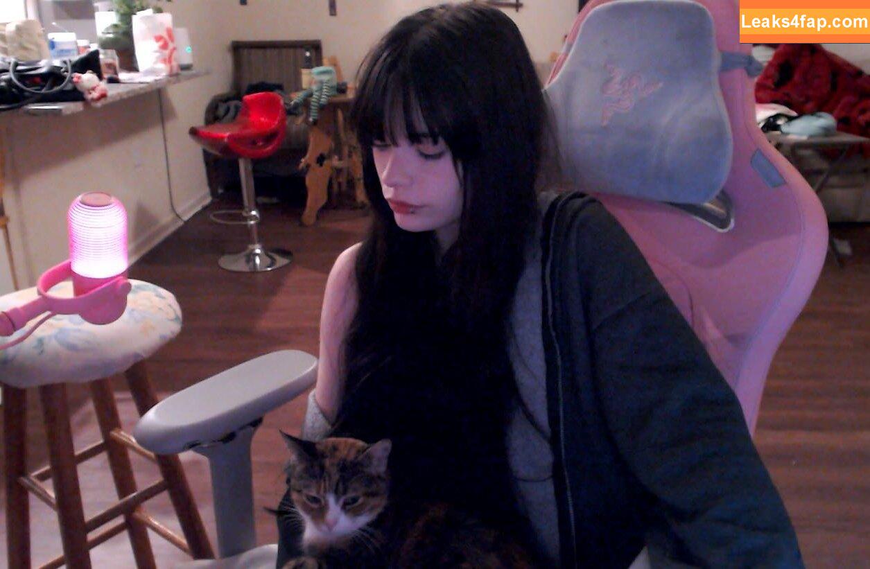 isizzly / sizzlymizzly leaked photo photo #0067