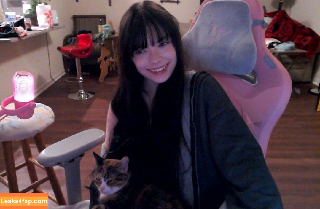 isizzly / sizzlymizzly leaked photo photo #0068