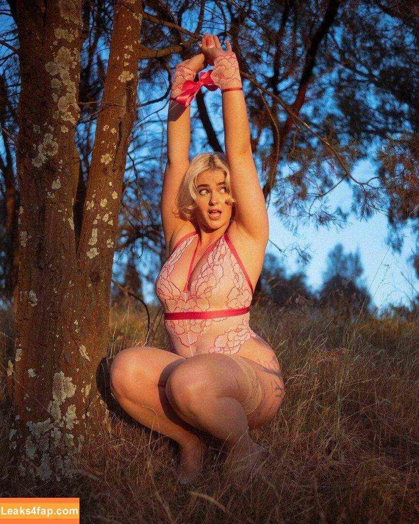 Iskra Lawrence / iskra leaked photo photo #0122