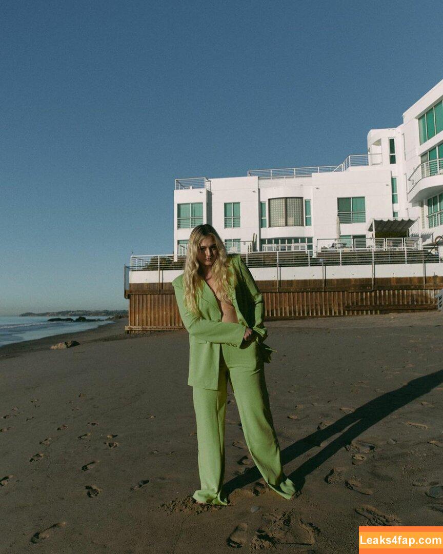 Iskra Lawrence / iskra leaked photo photo #0227