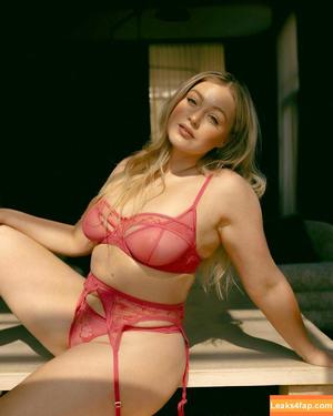 Iskra Lawrence photo #0010