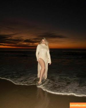 Iskra Lawrence photo #0148