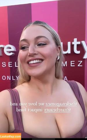 Iskra Lawrence photo #0212