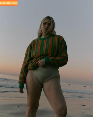 Iskra Lawrence photo #0226