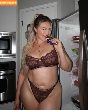 Iskra Lawrence photo #0259