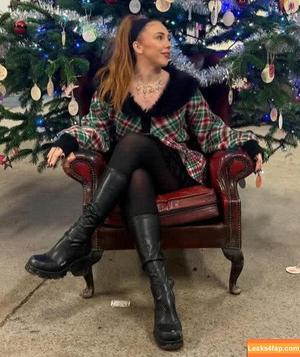 Isla Dawn photo #0262