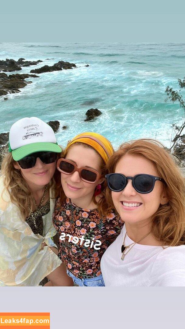 Isla Fisher / islafisher leaked photo photo #0069