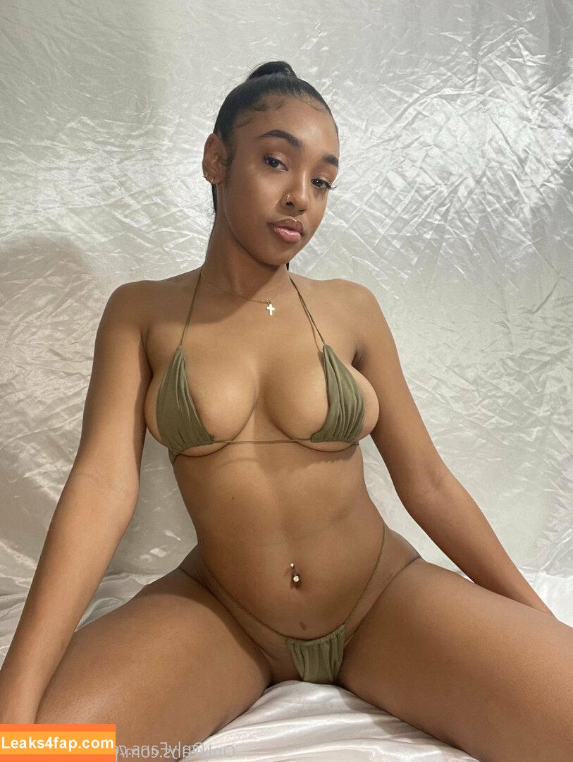 islabizaxxx / islabiza leaked photo photo #0237